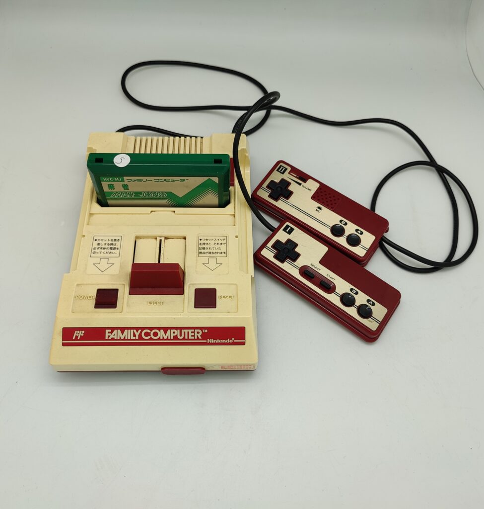 Nintendo FamiCom